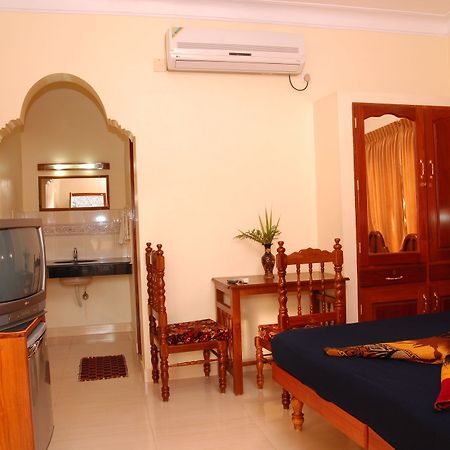 Hotel Sea View Palace - The Beach Hotel, كوفالام المظهر الخارجي الصورة